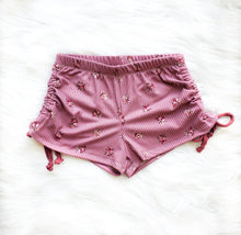 Mauve Floral Scrunchie Shorts